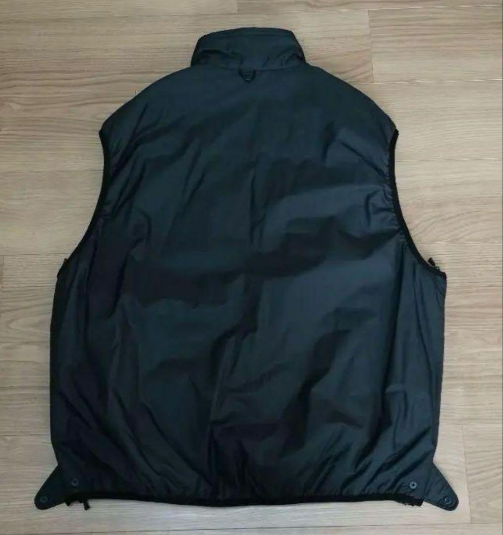 サイズL TECH REVERSIBLE PULLOVER PUFF VEST