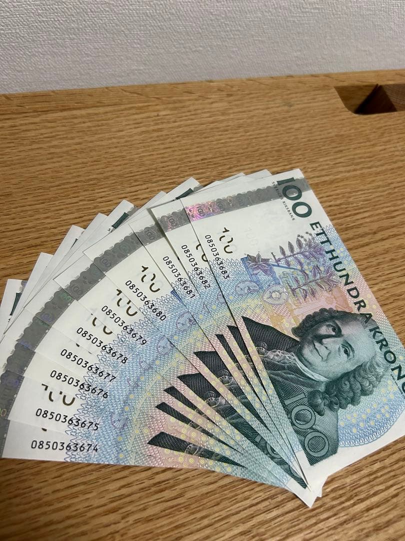 スウェーデン旧紙幣　未使用100クローナ　18枚