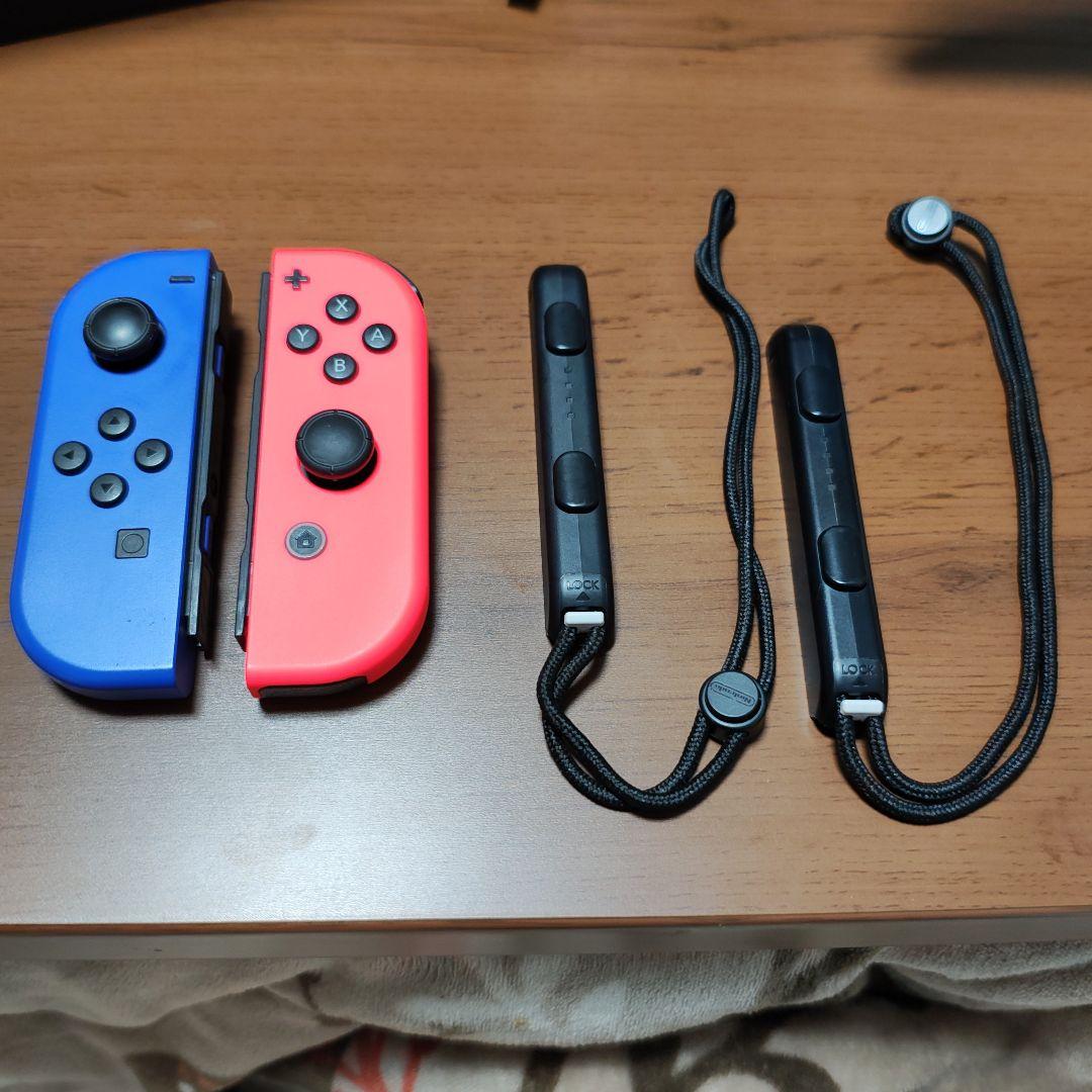 Nintendo Switch本体＋Joy-con充電グリップ＋ソフトケース