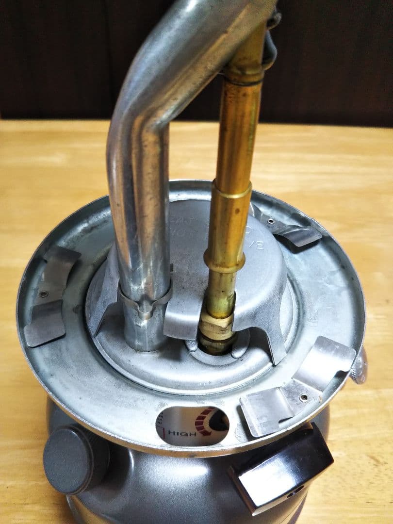 coleman unleaded lantern （液体燃料式ランタン）