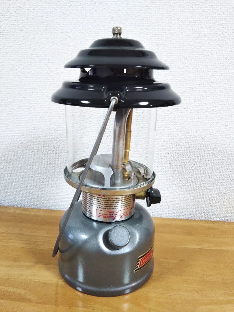 coleman unleaded lantern （液体燃料式ランタン）