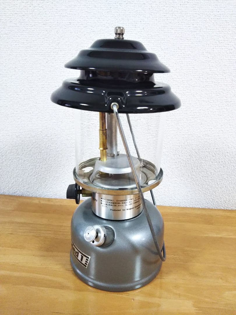 coleman unleaded lantern （液体燃料式ランタン）