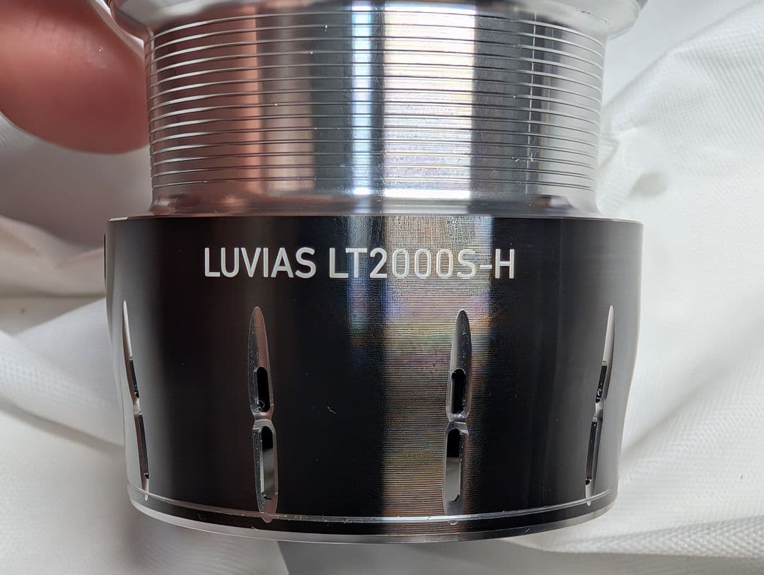 ダイワ　管972FP　24ルビアス LT2000S-H スプール　美品
