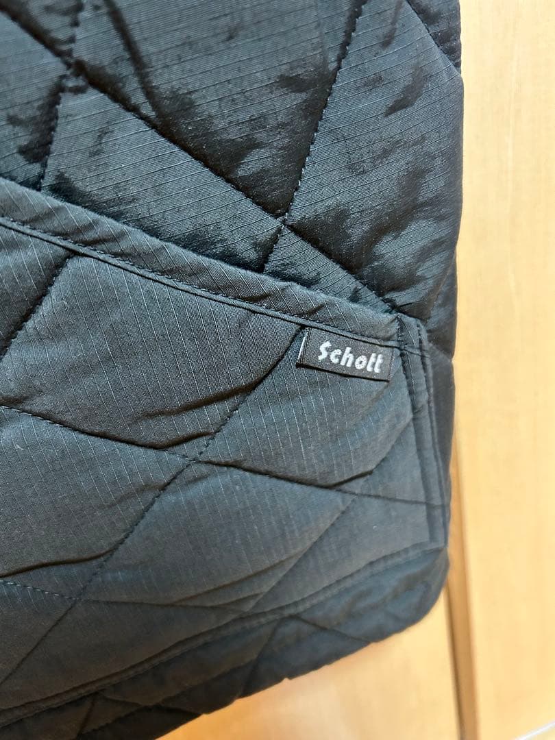 Schott ブラック キルティングダウンベスト