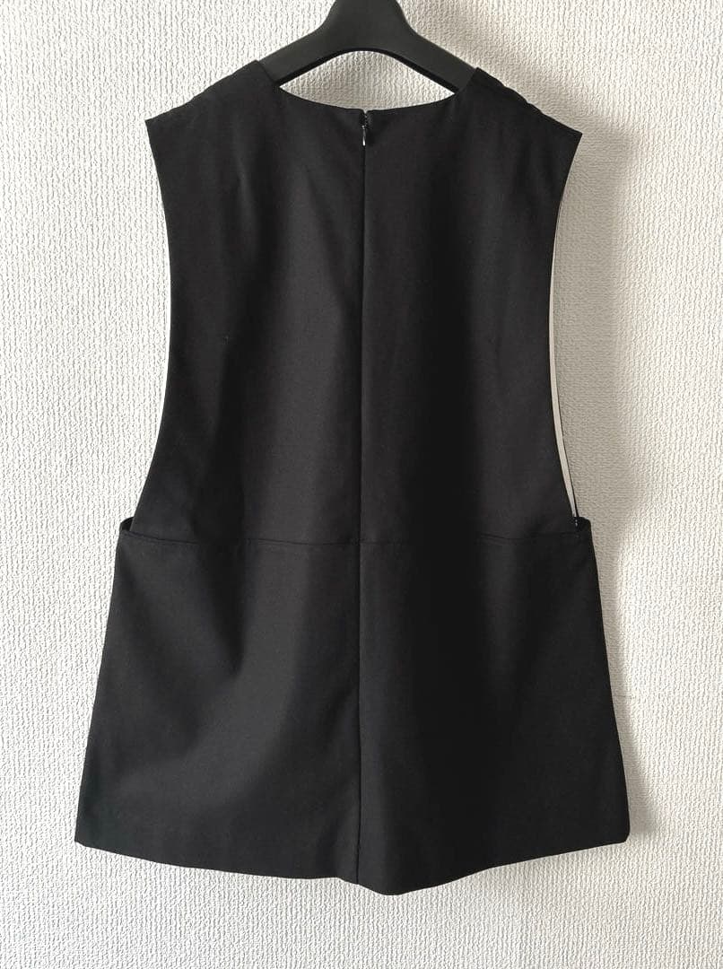 【CADUNE】 新品✴︎川上桃子さんコラボ　ジレ ブラック 38