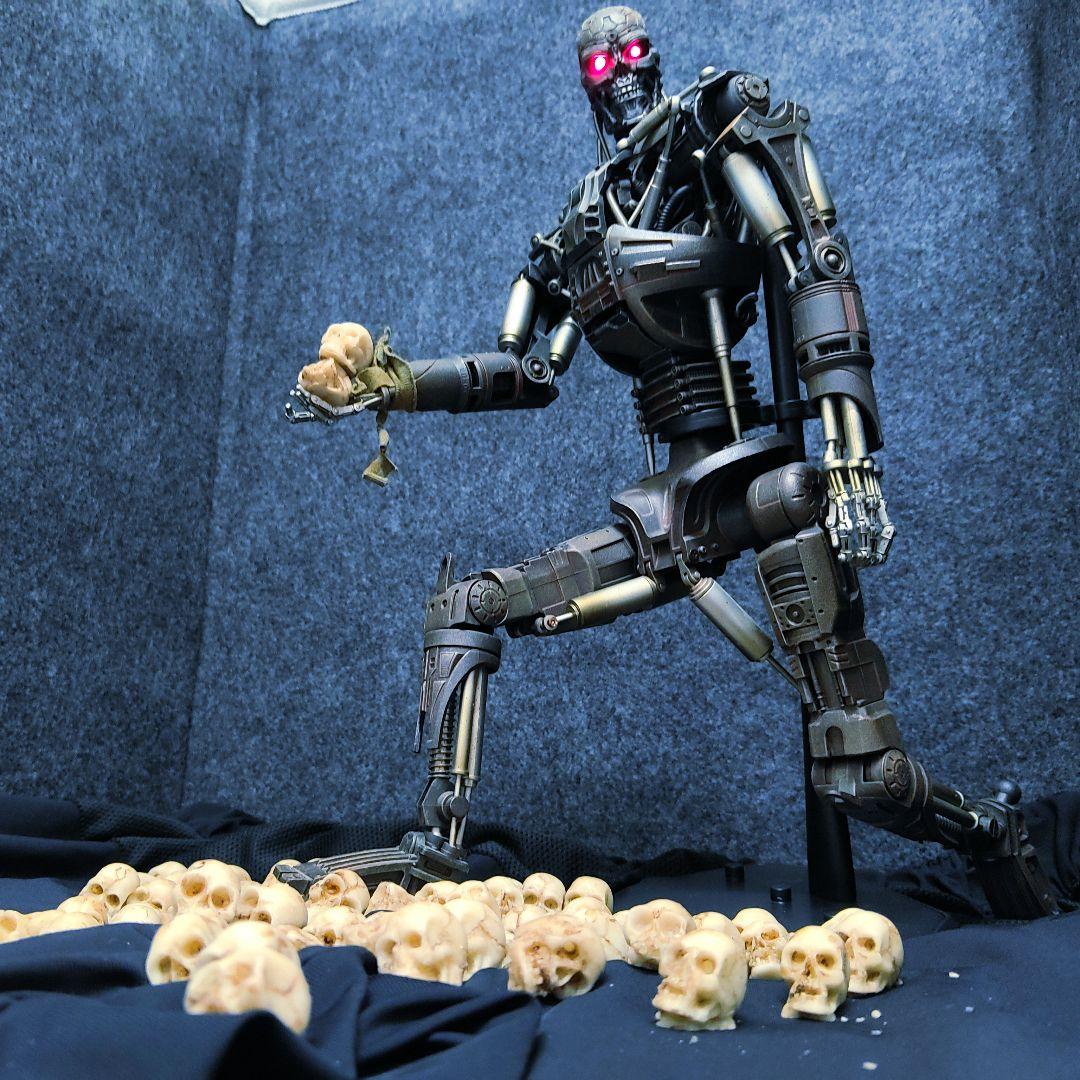 HOTTOYs、ターミネーター1/6[T−600本体]のみ!