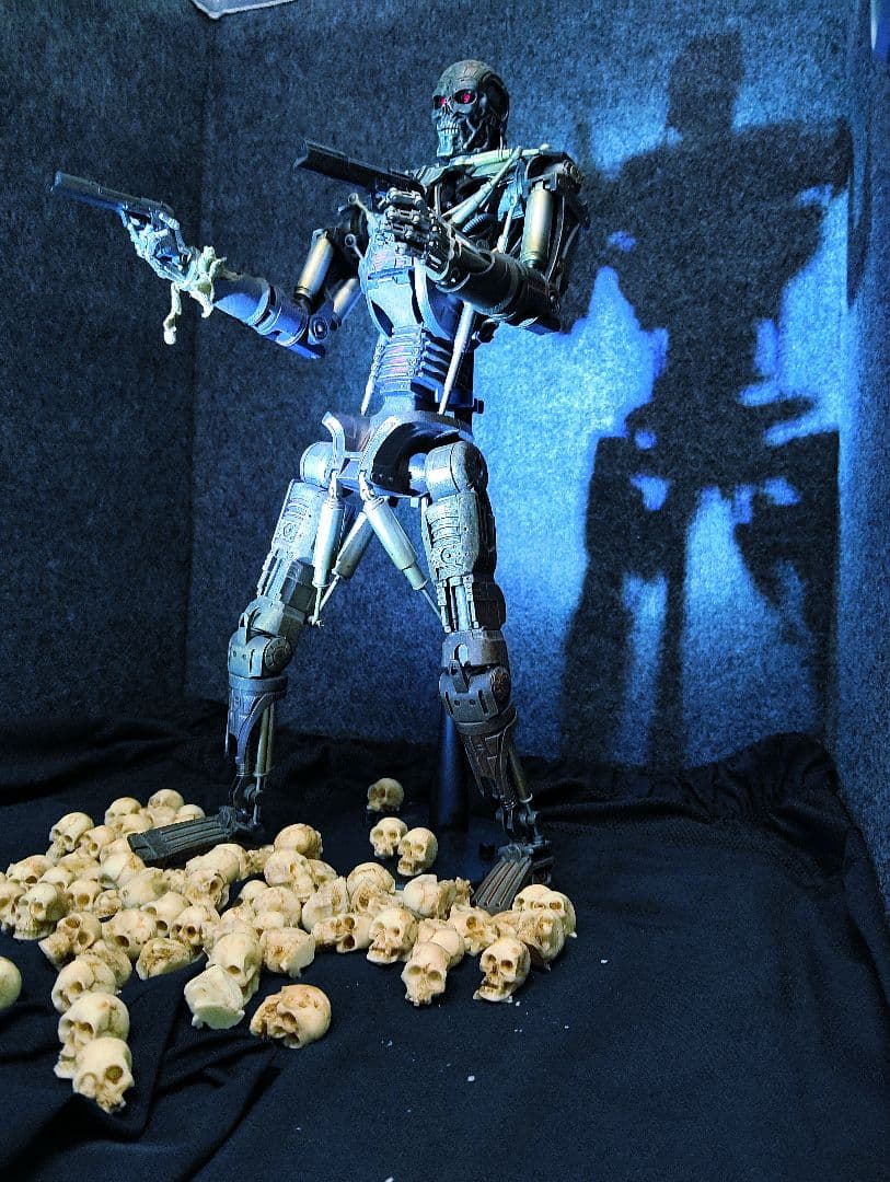HOTTOYs、ターミネーター1/6[T−600本体]のみ!
