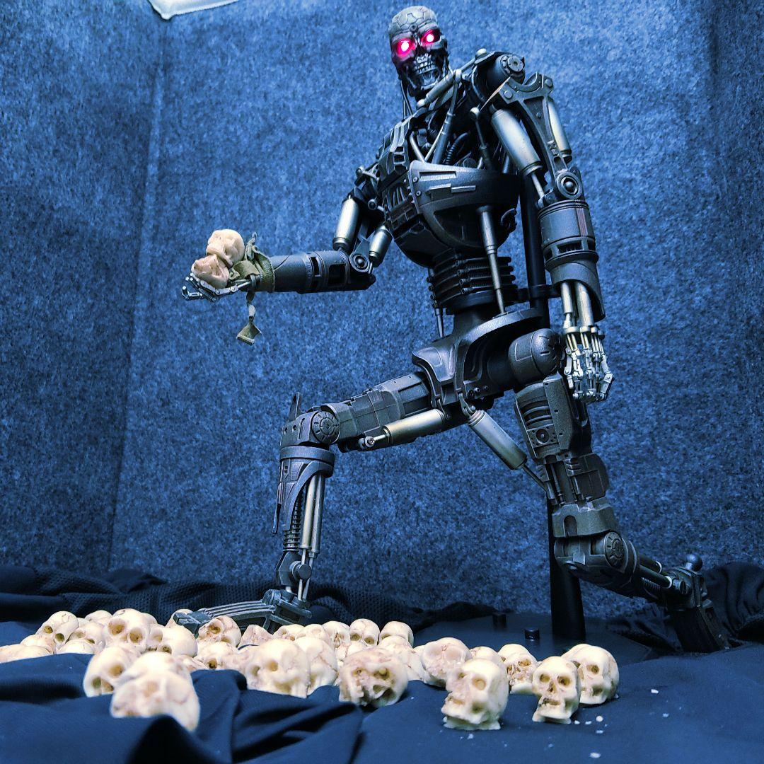 HOTTOYs、ターミネーター1/6[T−600本体]のみ!