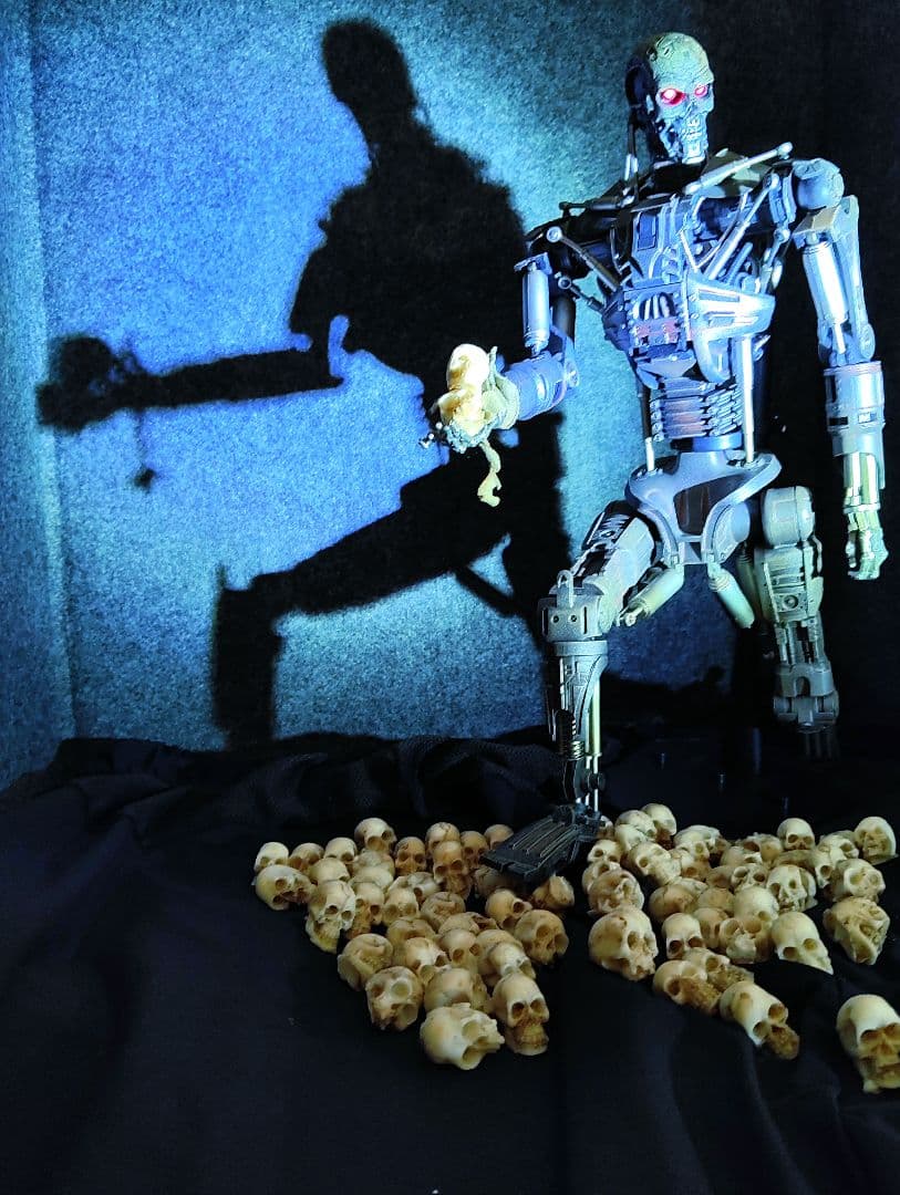 HOTTOYs、ターミネーター1/6[T−600本体]のみ!