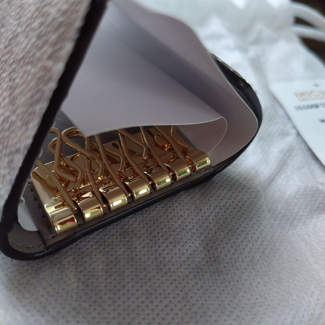 MICHAEL KORS ホワイト グレー キーケース