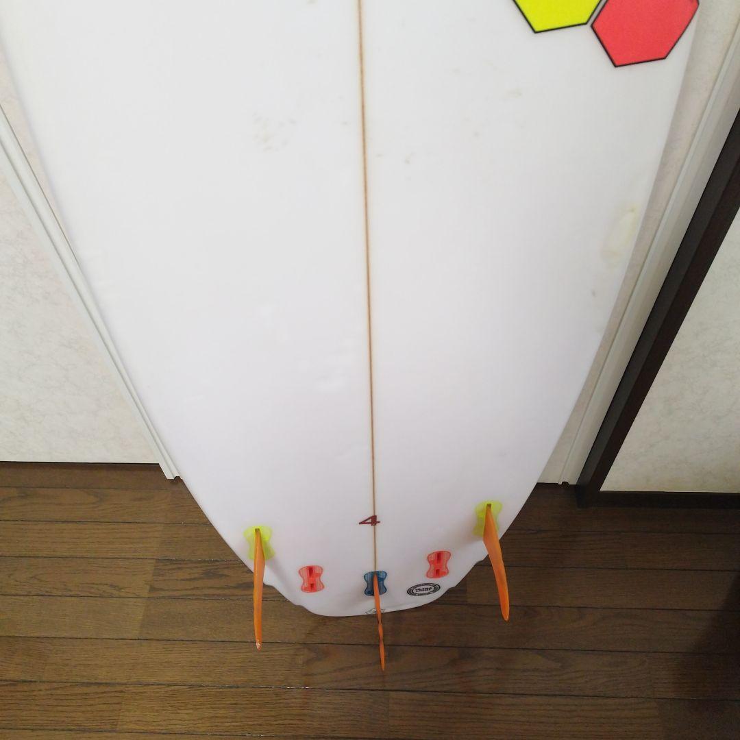 チャンネルアイランド　#4 グロベラー　5'10 FCS5プラグ
