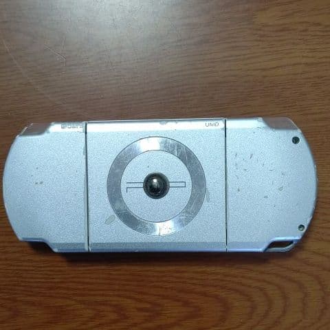 【送料込に変更】PSP 2000 本体
