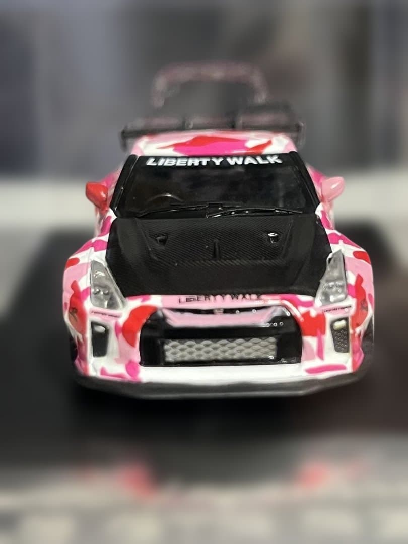 ミニカー MODELCOLLECT LBWK GT-R R35