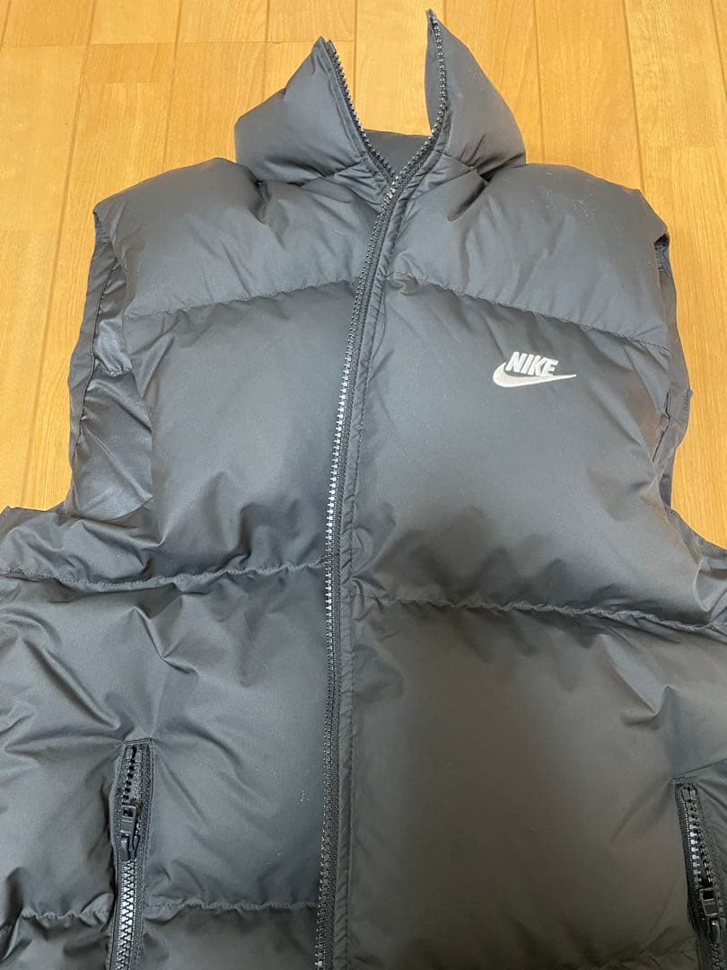 ナイキダウンベスト　Therma-FIT