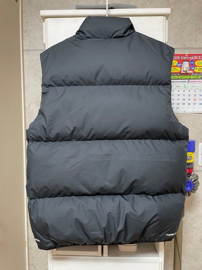 ナイキダウンベスト　Therma-FIT