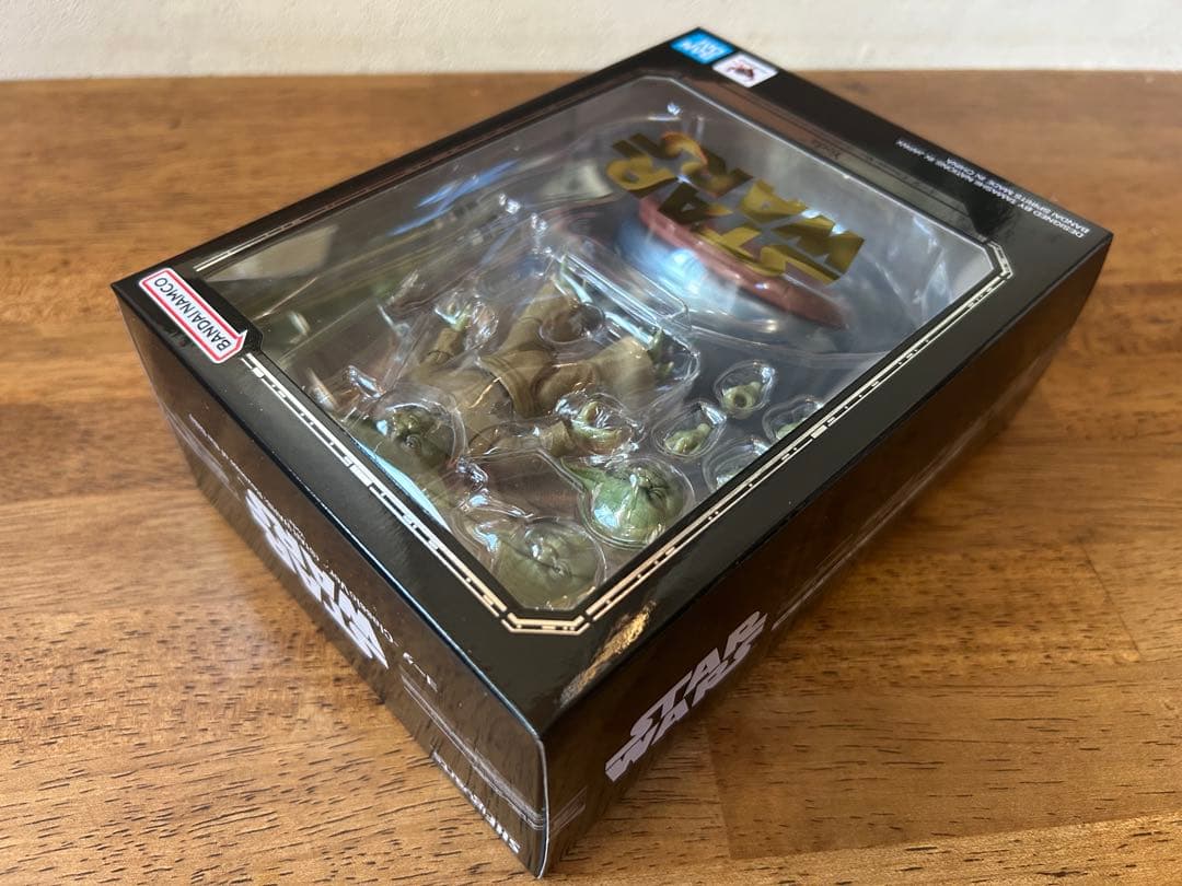 新品　フィギュアーツ スターウォーズ　エピソード3　シスの復讐 ヨーダ
