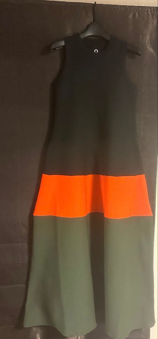 ワンピース OMMO TENT LINE BLOCKING KNIT OP RED