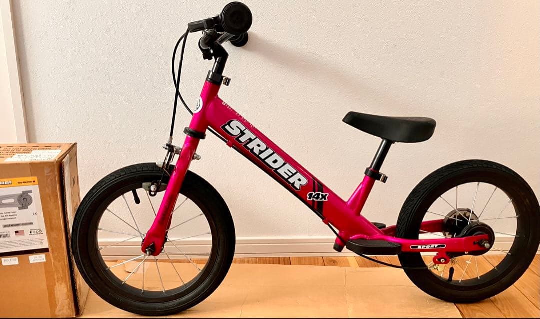 ストライダー 14x (スタンド付き）本体　日本正規品（used)