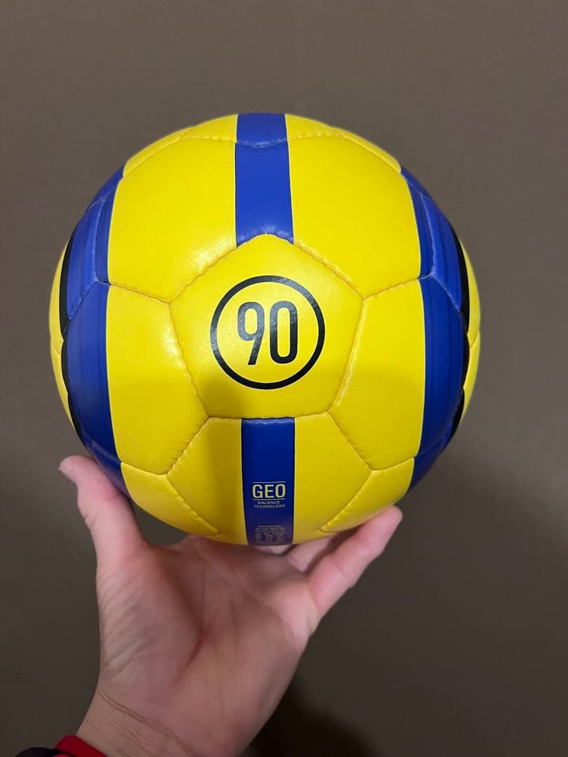 激レア　NIKE ナイキ　サッカーボール5号球　公式試合球　トータル90 黄色