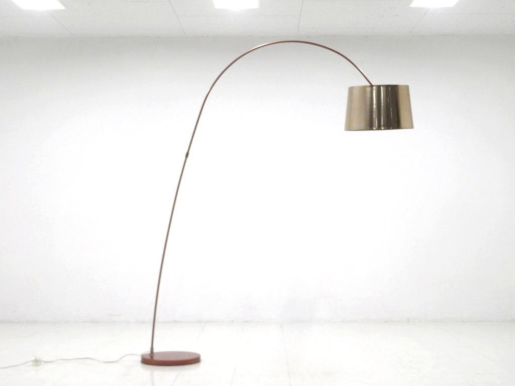 展示品　ボーコンセプト　クタ　フロアスタンド　照明　ライト　ランプ　高級