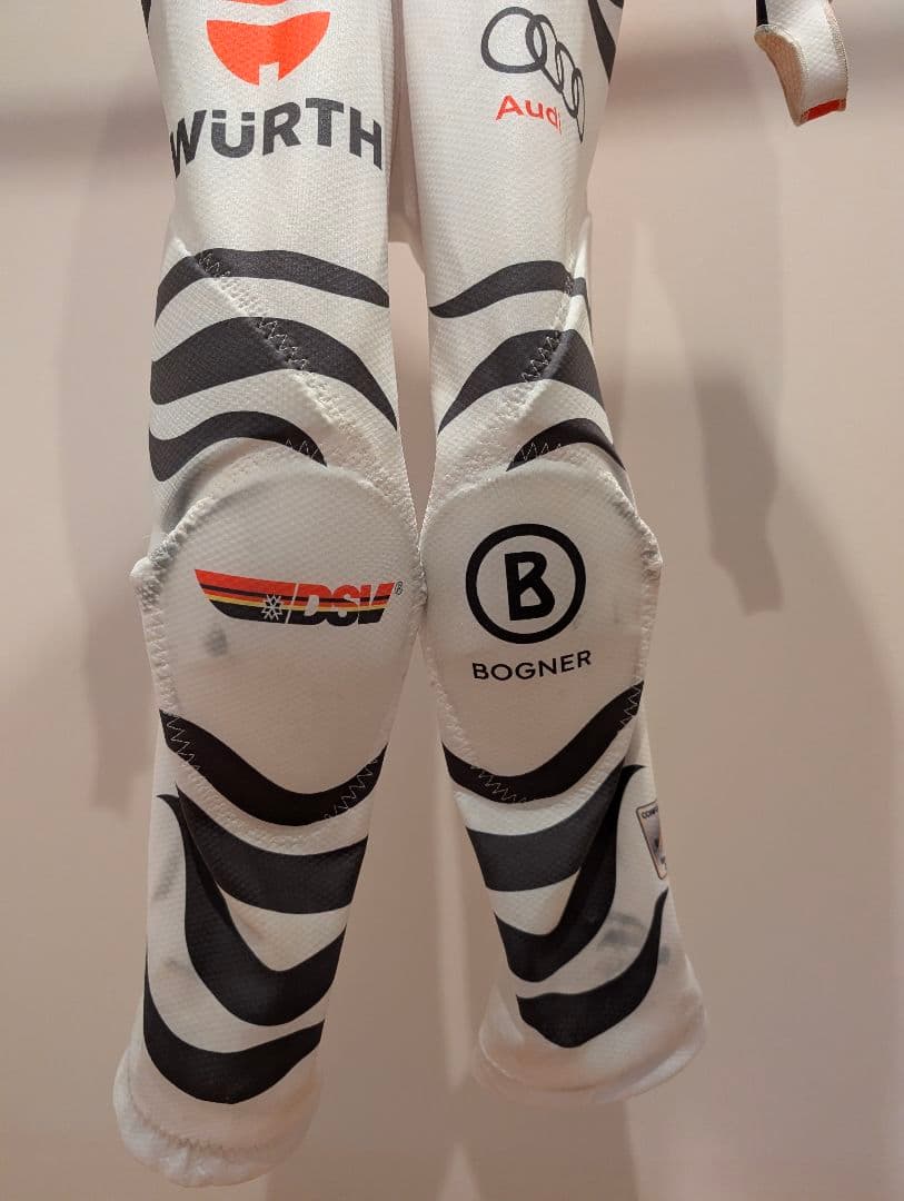 bogner ワンピース FIS対応