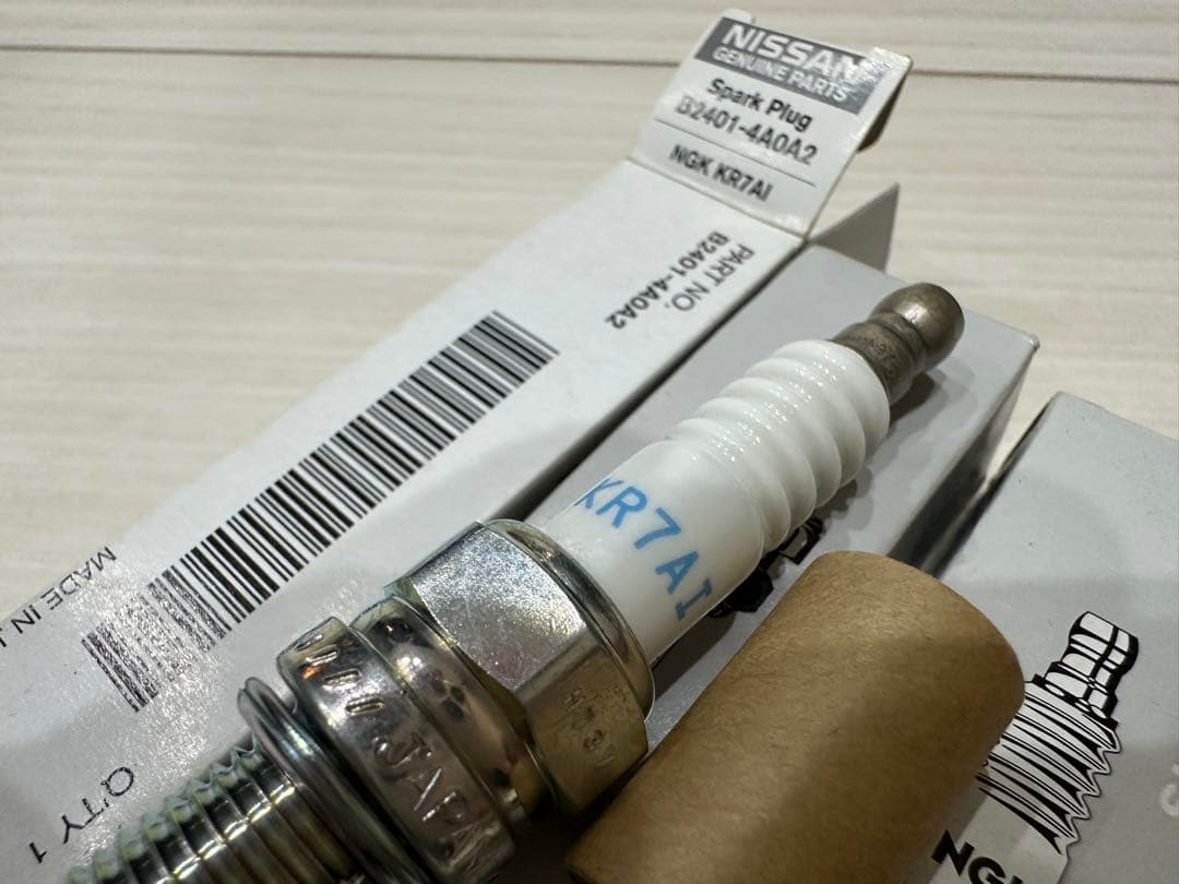 KR7AI 新品日産純正品スパークプラグ6本 B2401-4A0A2
