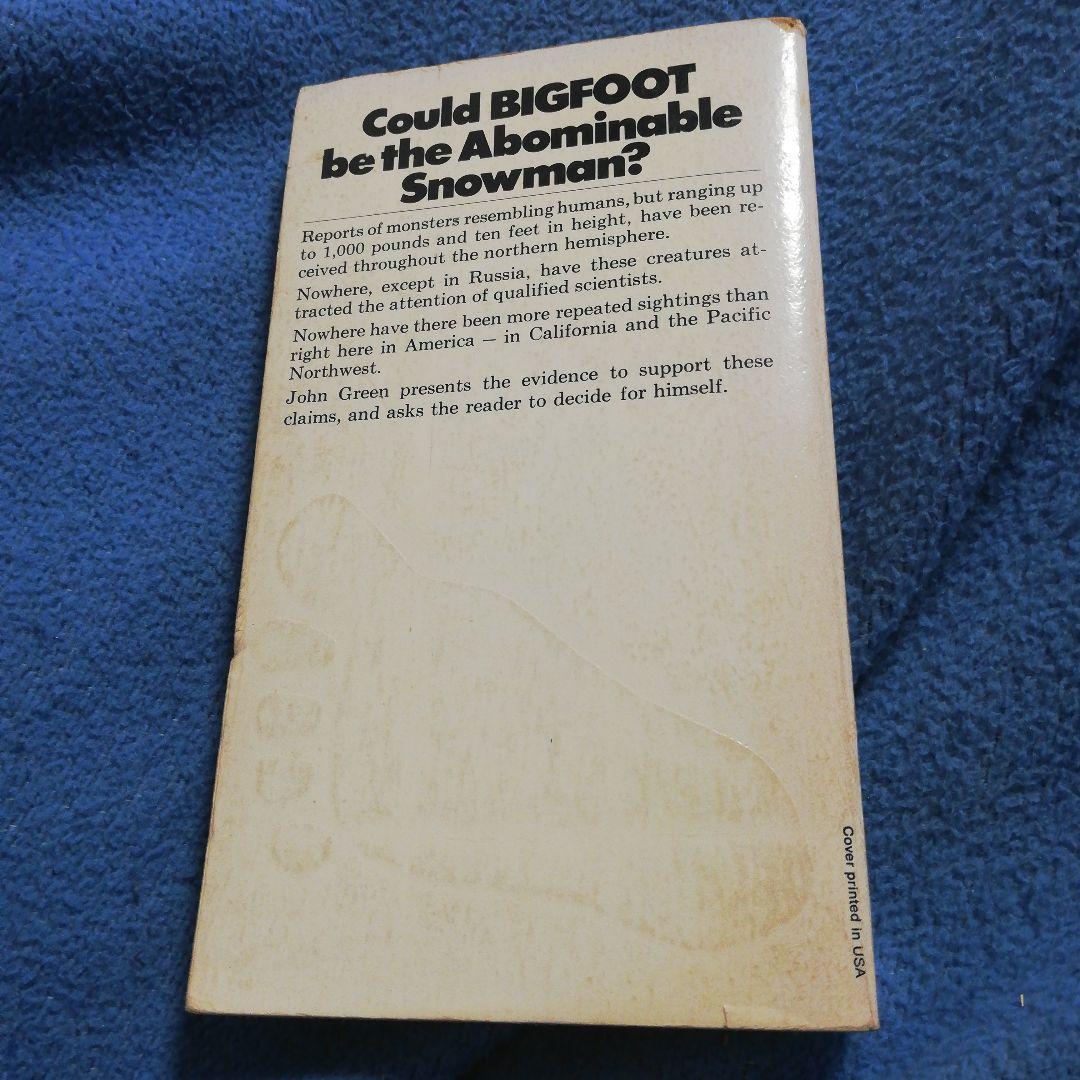 洋書 BIGFOOT: On Track of Sasquatch by Green