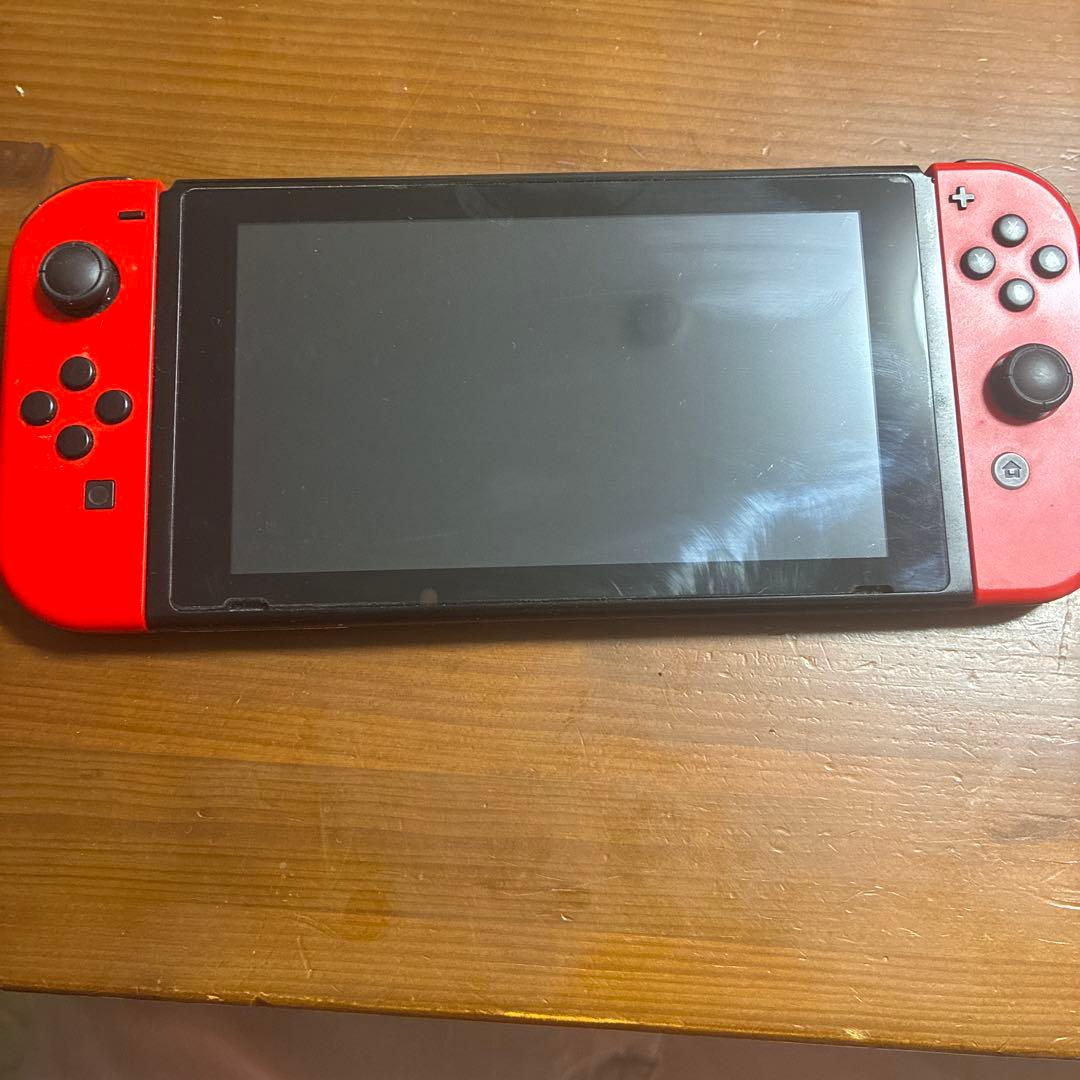 Nintendo Switch 赤