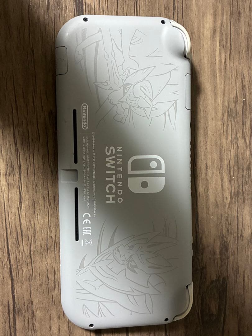 Nintendo Switch Lite 特別版