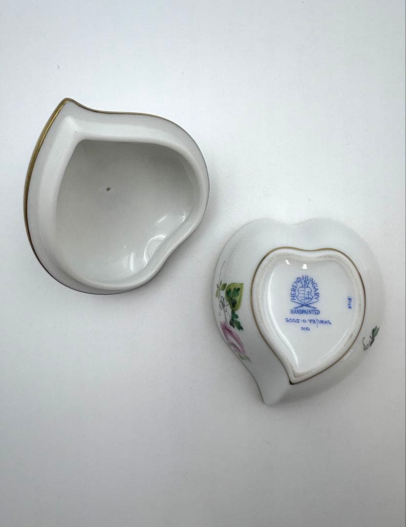 未使用保管品　ヘレンド 猫　ハート　ウィーンの薔薇　小物入れ　ボンボニエール箱付