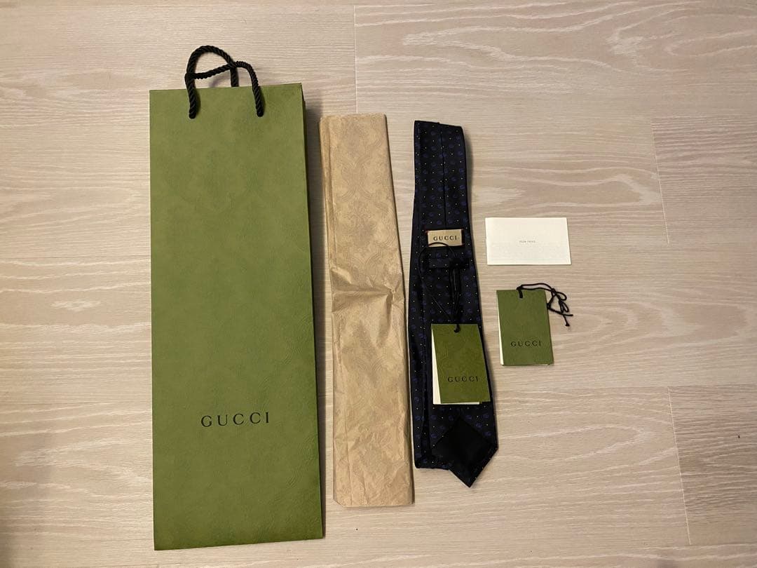 専用 GUCCI ネイビー GGロゴ ネクタイ