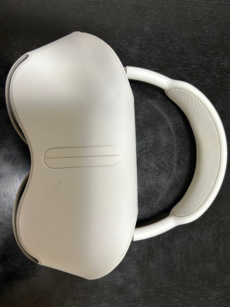 ヘッドホン AirPods max