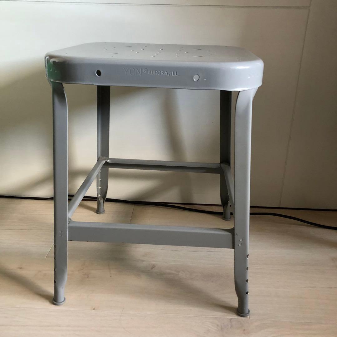 LYON FACTORY STOOL グレー