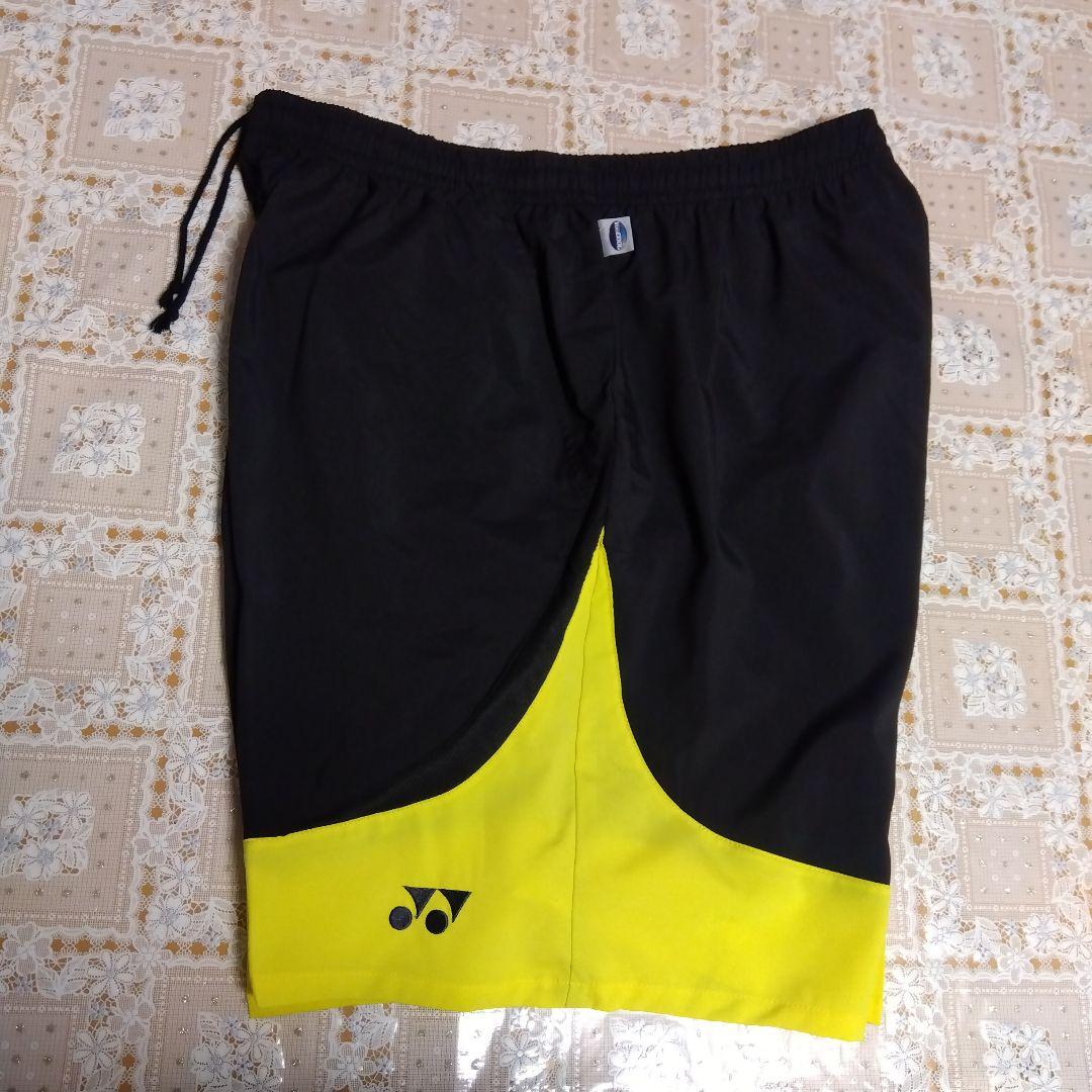 美品✨⑩ YONEX ハーフパンツ／ベリークール／ユニ О／ブラック、蛍光ライン