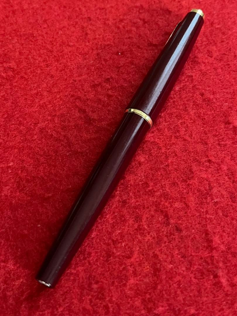 MONTBLANCモンブラン万年筆 ニブ585❗️ケース入‼️