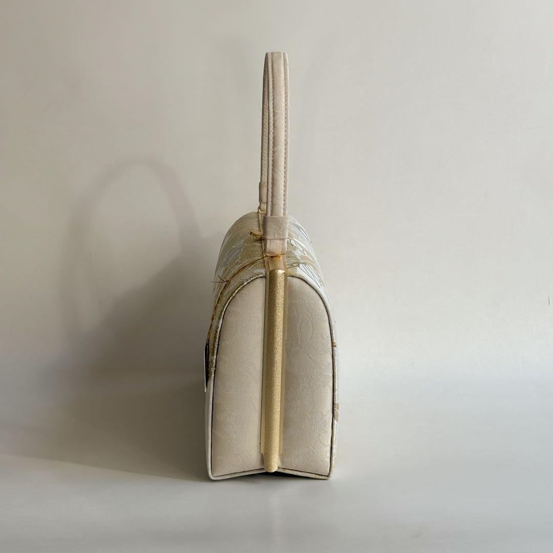 B品 新品未使用品 和装用バッグ ホワイトゴールド 花柄 礼装 振袖No143