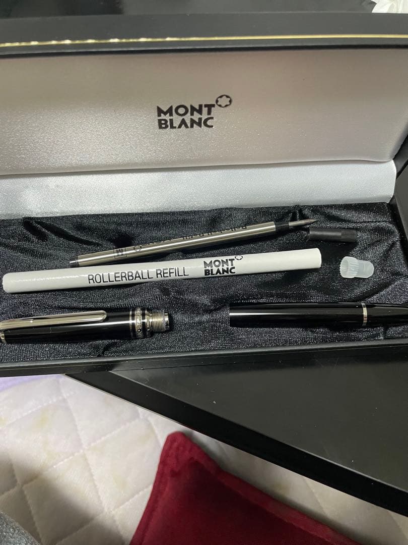MONT BLANC ローラーボールペン 黒 リフィル付き