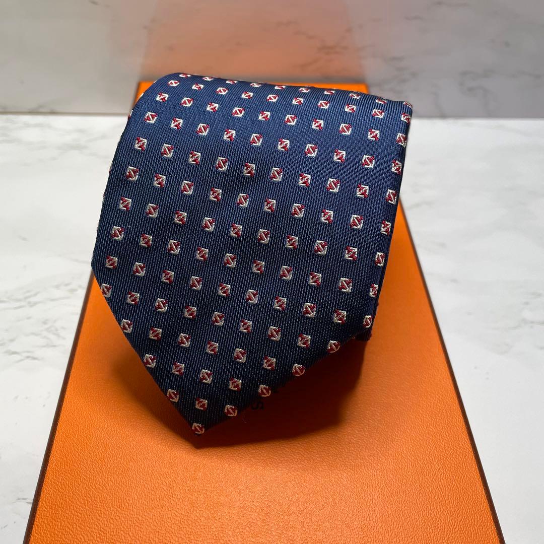 最終価格HERMES ネクタイ 現行 H柄タイ ファソネ 高級シルク 人気