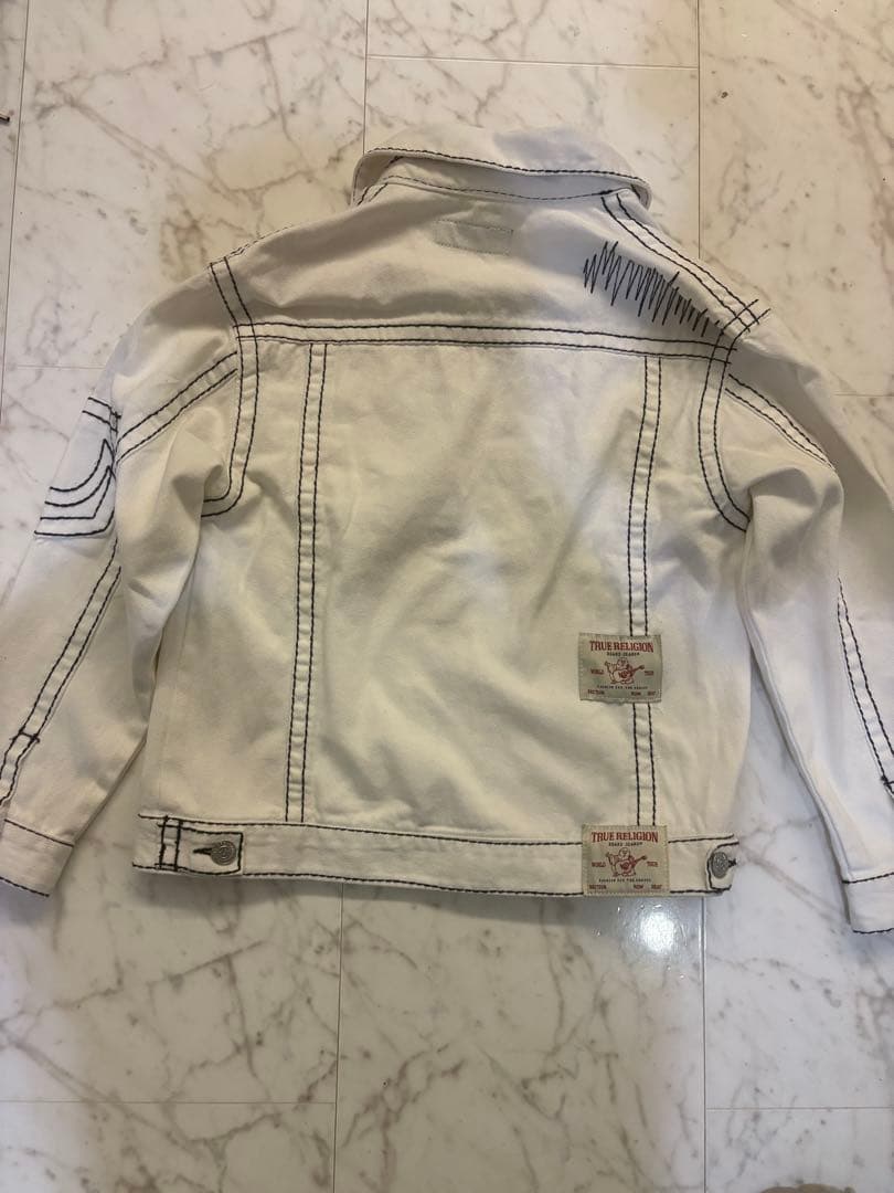 TRUE RELIGION ホワイトデニムジャケット