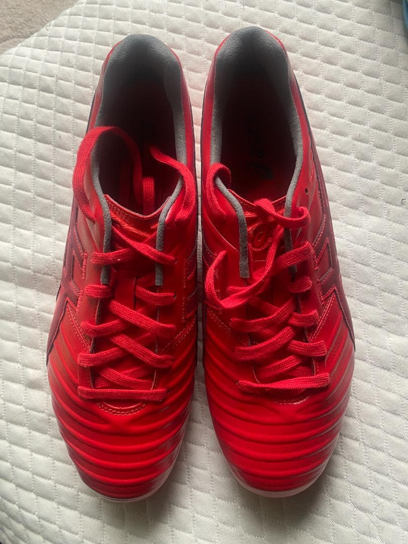 アシックス DS LIGHT サッカースパイク 28.0 新品! イニエスタ!