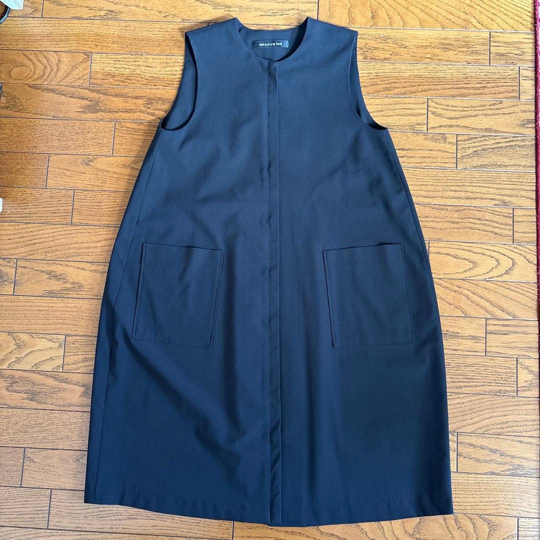 mizuiro ind ブラックノースリーブベスト