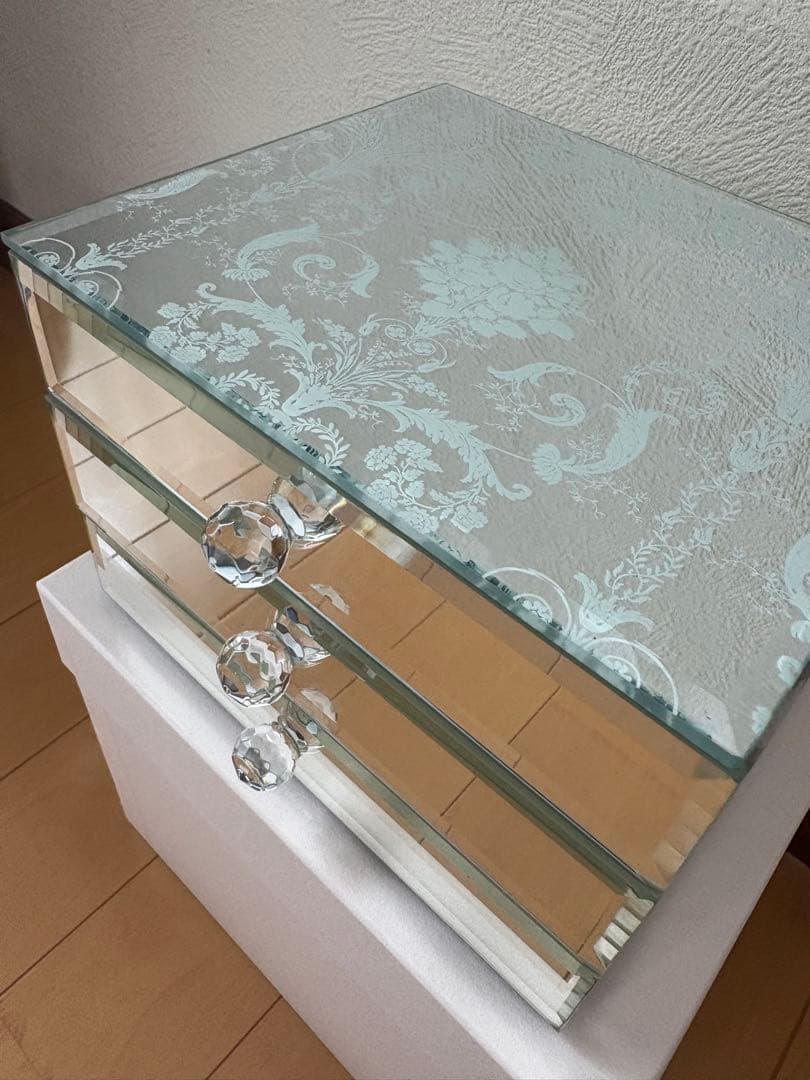 LAURA ASHLEY アクセサリーボックス