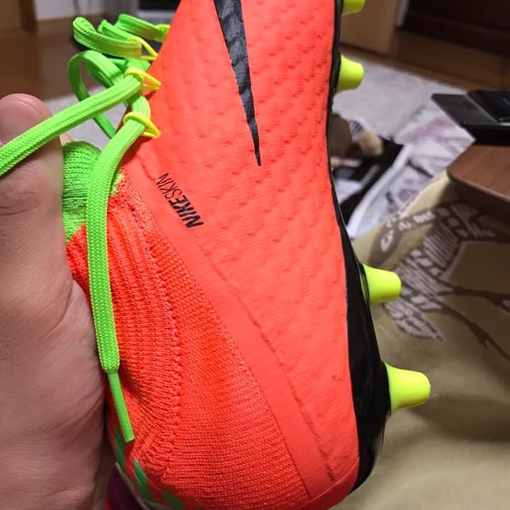 ナイキハイパーベノムハイカット