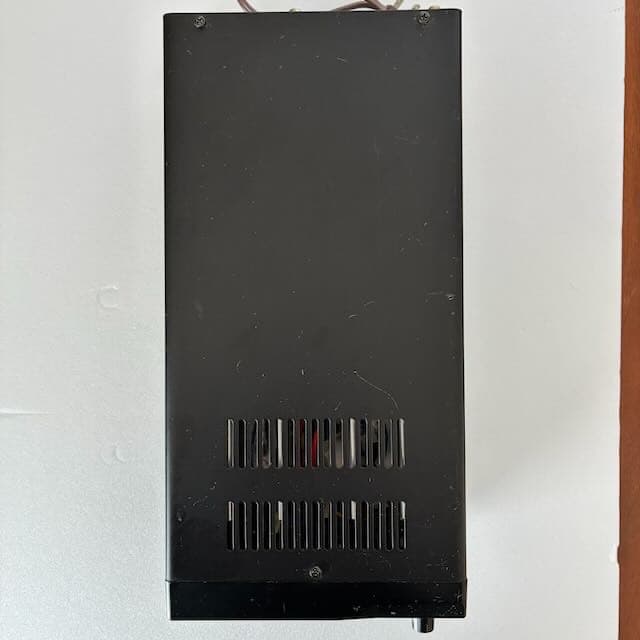 ALINCO 直流安定化電源　DM -130MV