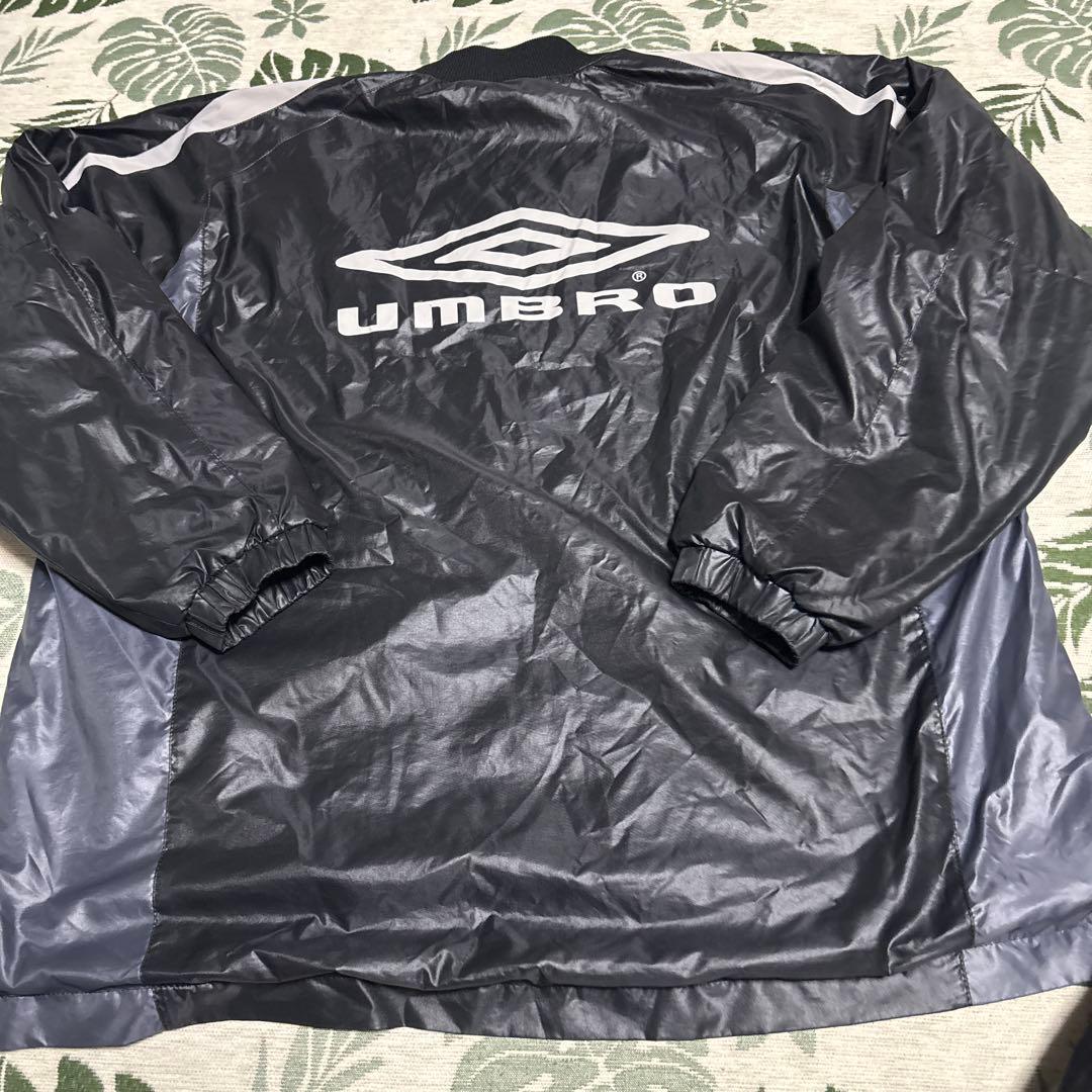 UMBRO ☆中綿ピステ・ウィンドブレーカー ☆上下☆ブラック