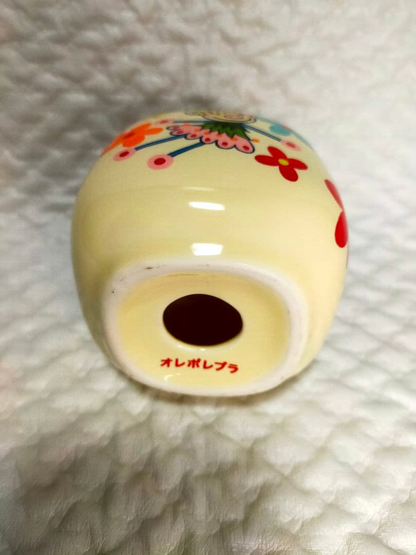 オレボレブラ　アルベロベロ　ブタさん　陶器　歯ブラシ立て　鉛筆立て　花柄