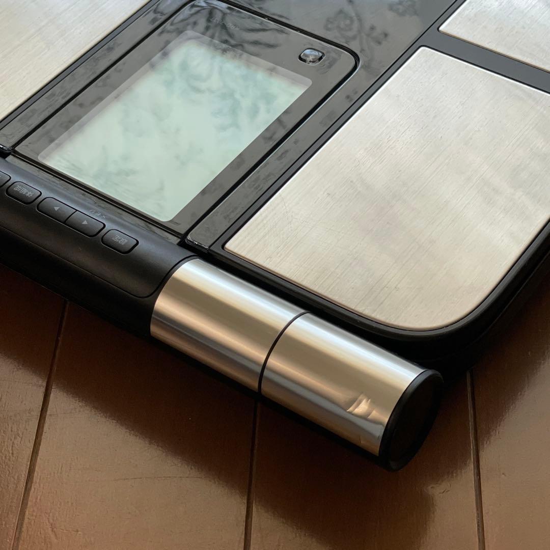 OMRON KaradaScan 703T 体重計