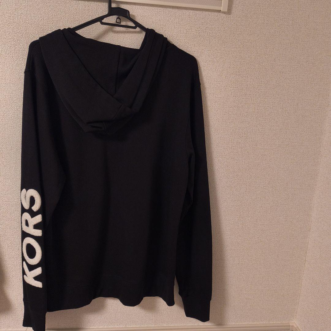MICHAEL KORS ブラックパーカー Sサイズクリーニング済