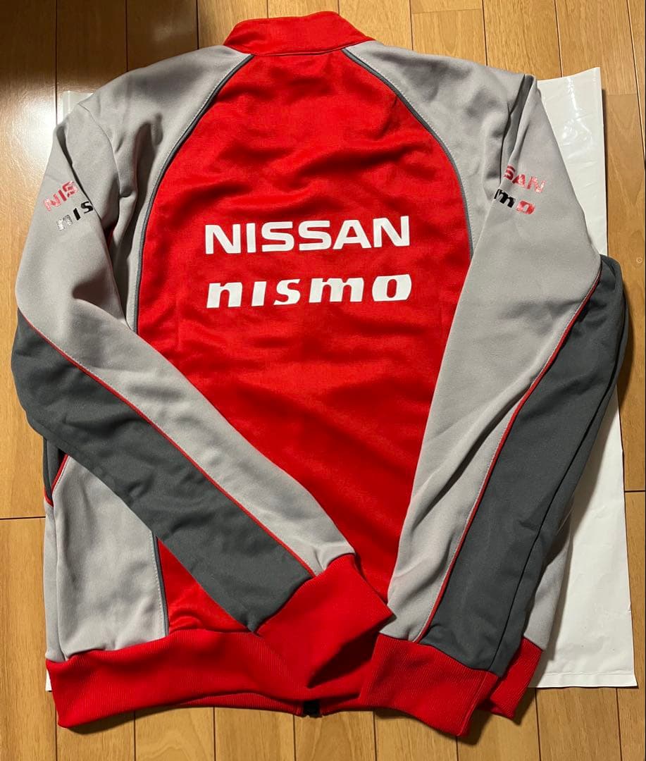 日産ニスモ　トラックトップ