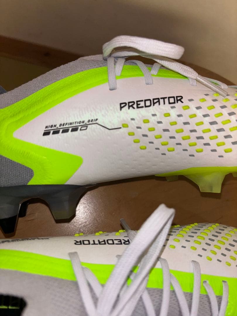 【新品・未使用❗️】adidasプレデターアキュラシーSGスパイク 25.5cm